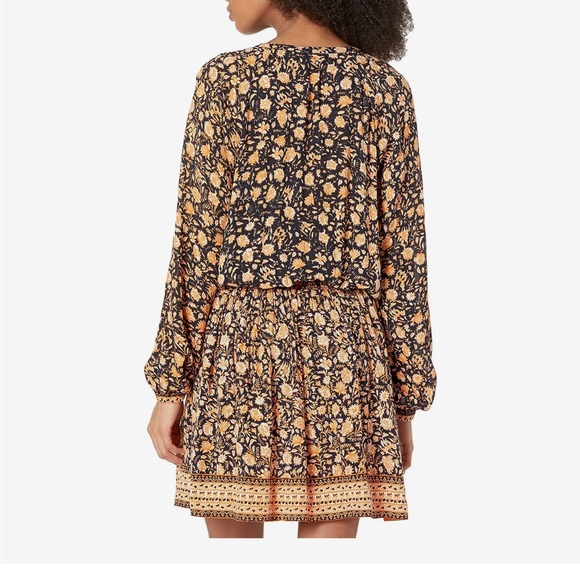 NWT Faherty Button Smocked Dobby Dress SIZE large - Picture 3 of 12